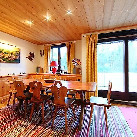 Apartment Chamonix-mont-blanc Sleeps 6 Wifi *